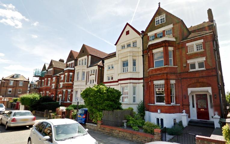 			2 Bedroom, 1 bath, 1 reception Flat			 St Cuthberts Road, WEST HAMPSTEAD/KILBURN